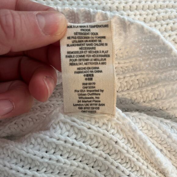 Free People FP Damsel Cotton Knit Cropped Bell Sleeve Sweater White Size XS - Picture 8 of 8